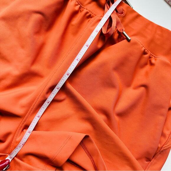 NEW OLD NAVY Rust Orange PowerSoft Workout Gym Running Mini Drawstring Shorts M - Picture 8 of 14